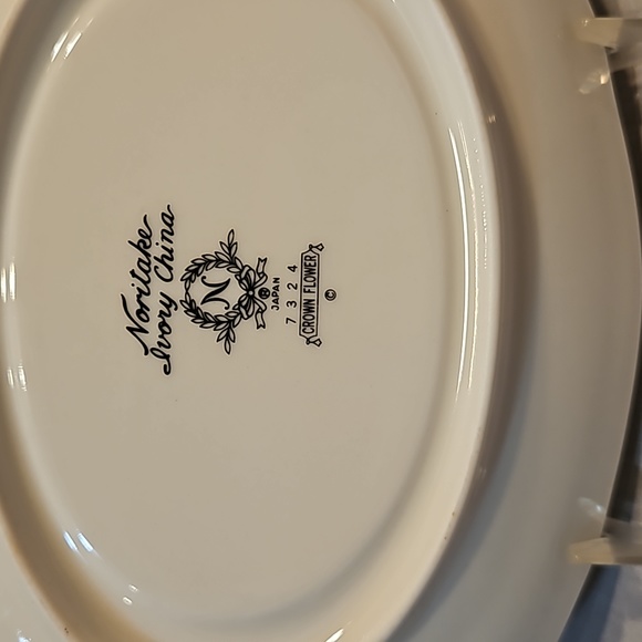 New Noritake Crown Flower 7324 Gravy Boat w/Underplate Ivory China - Picture 5 of 11